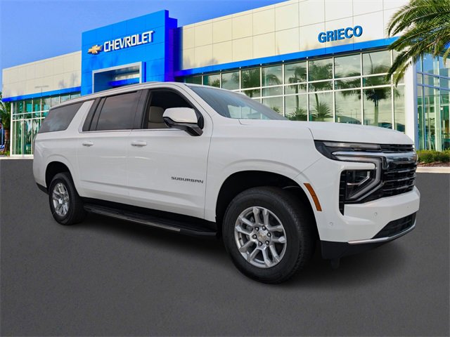 2026 Chevrolet Suburban LS's photo