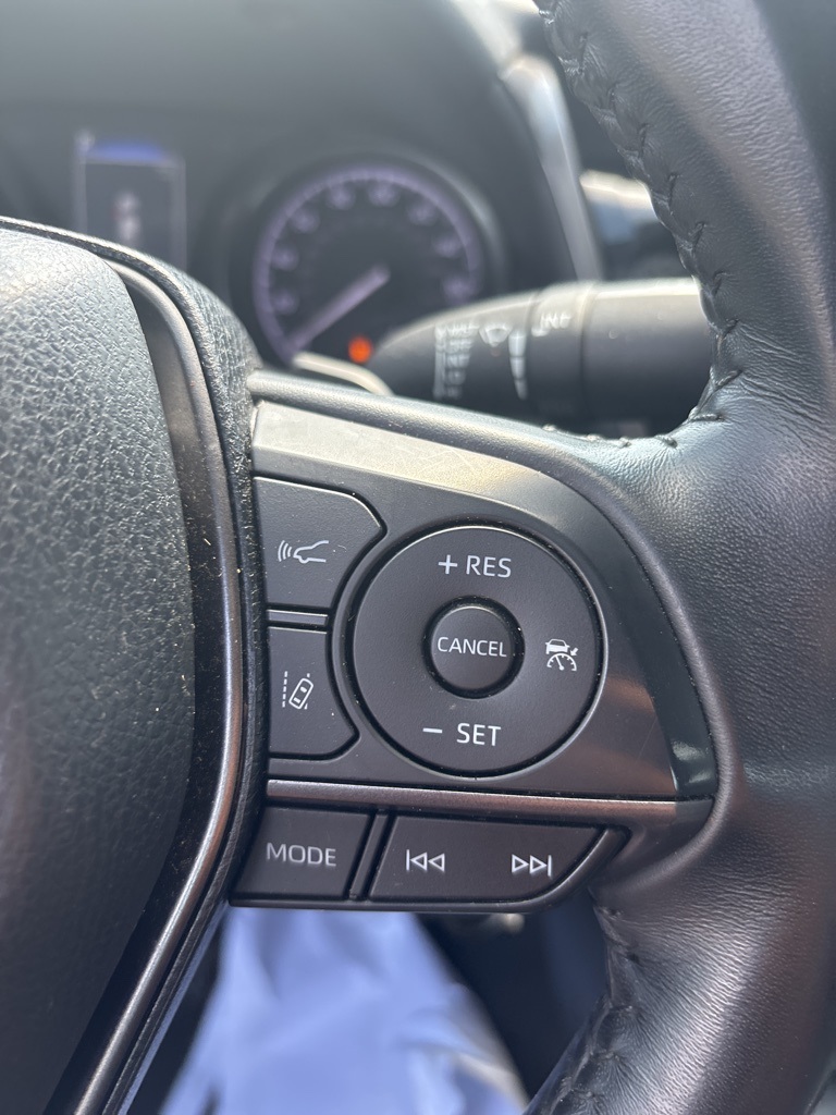 2022 Toyota Camry SE photo 24