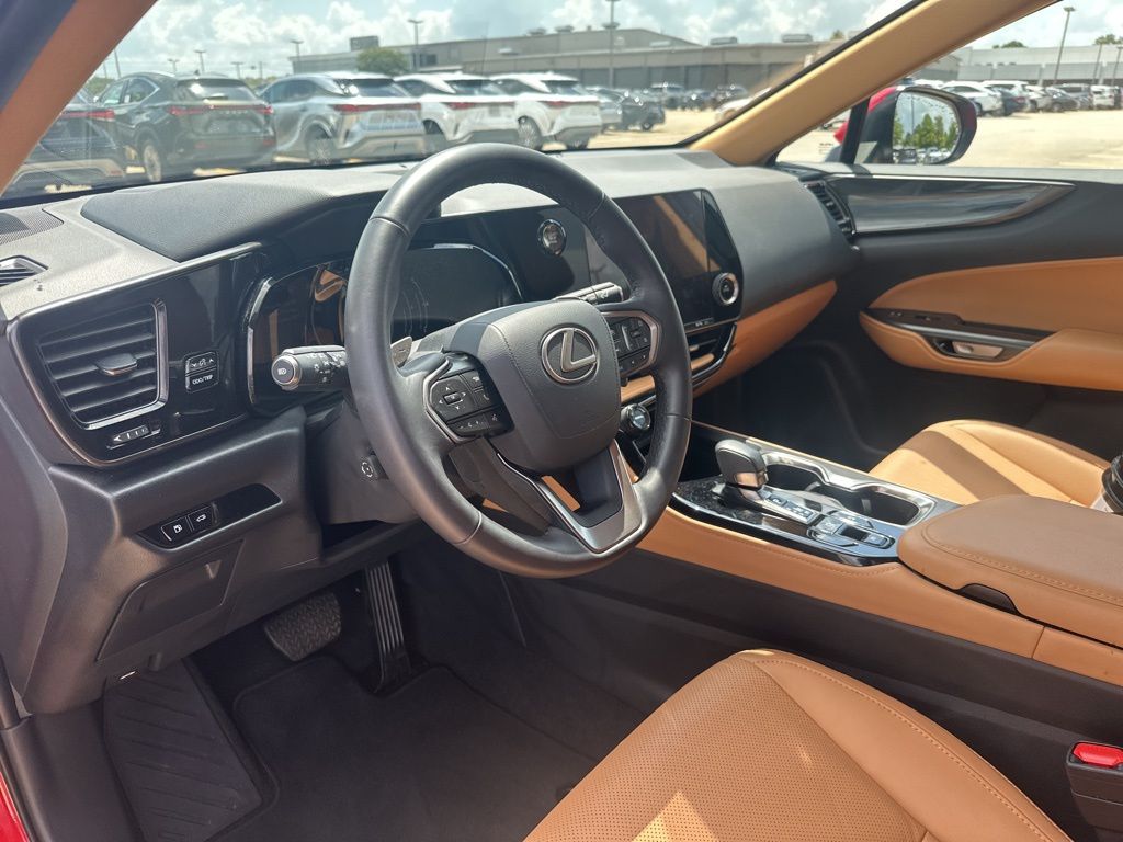 2025 Lexus NX 250 Premium photo 2