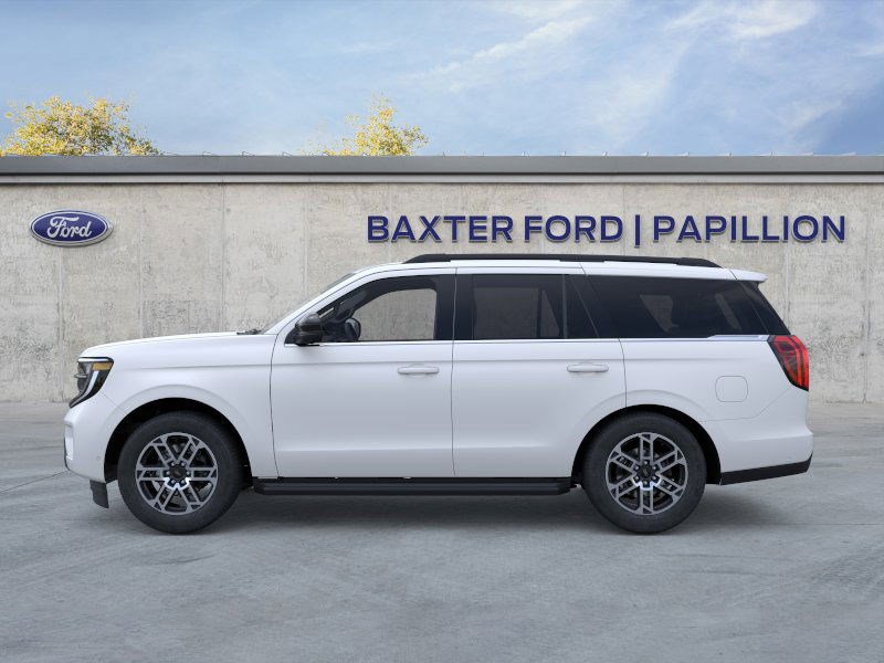 2025 Ford Expedition photo 12