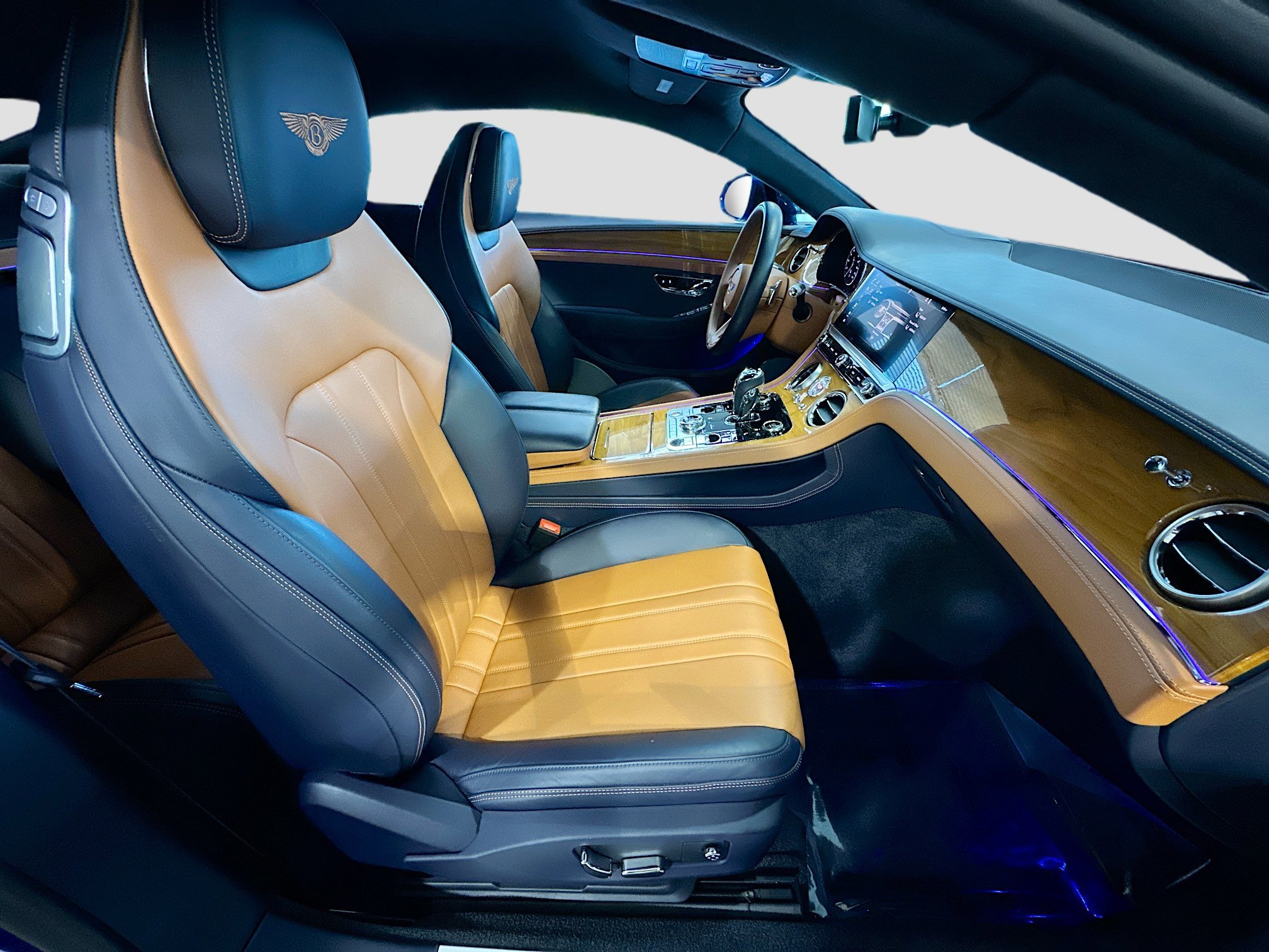 2022 Bentley Continental GT V8 photo 26