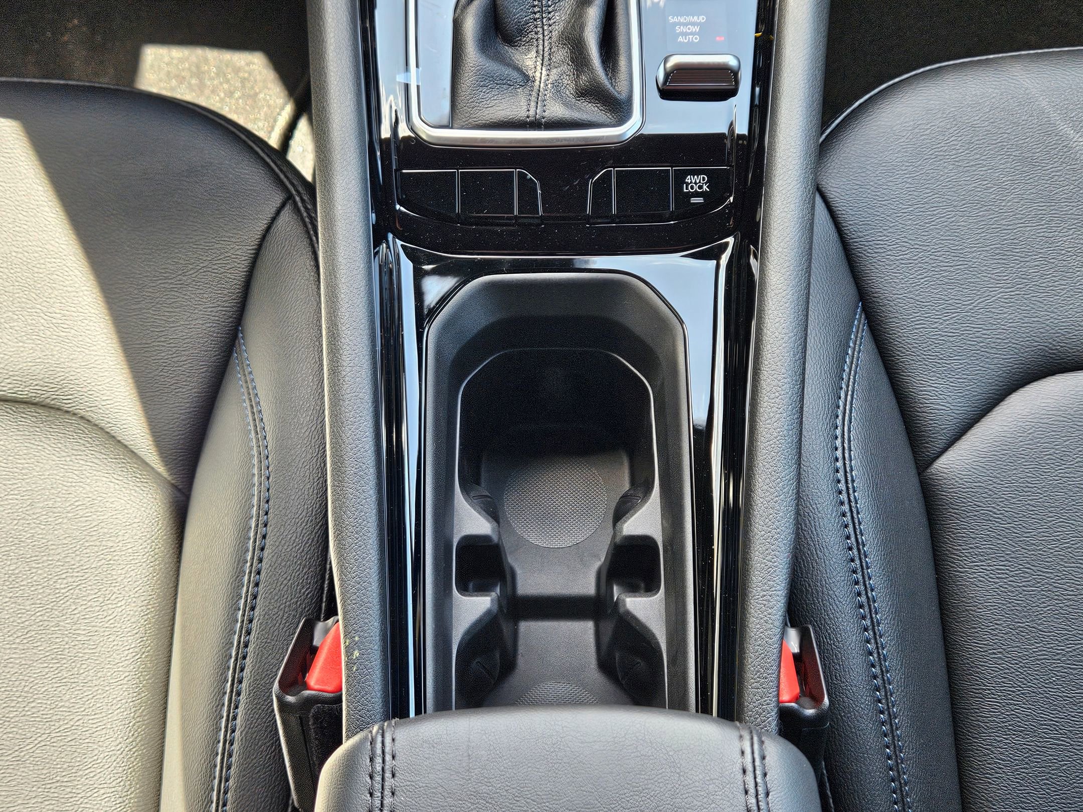 2025 Jeep Compass Limited photo 10