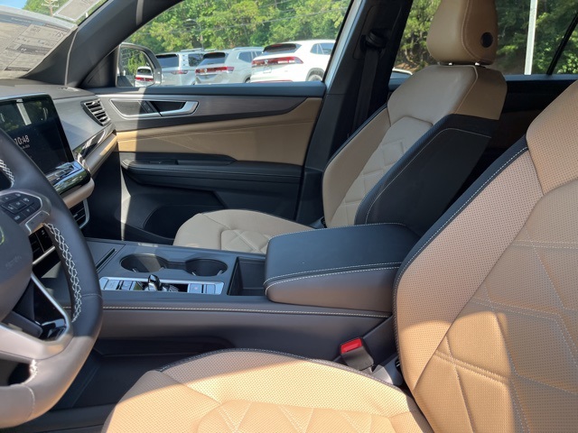 2025 Volkswagen Atlas Cross Sport SE photo 6
