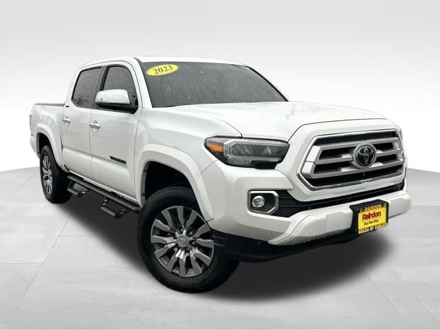 2023 Toyota Tacoma Limited's photo