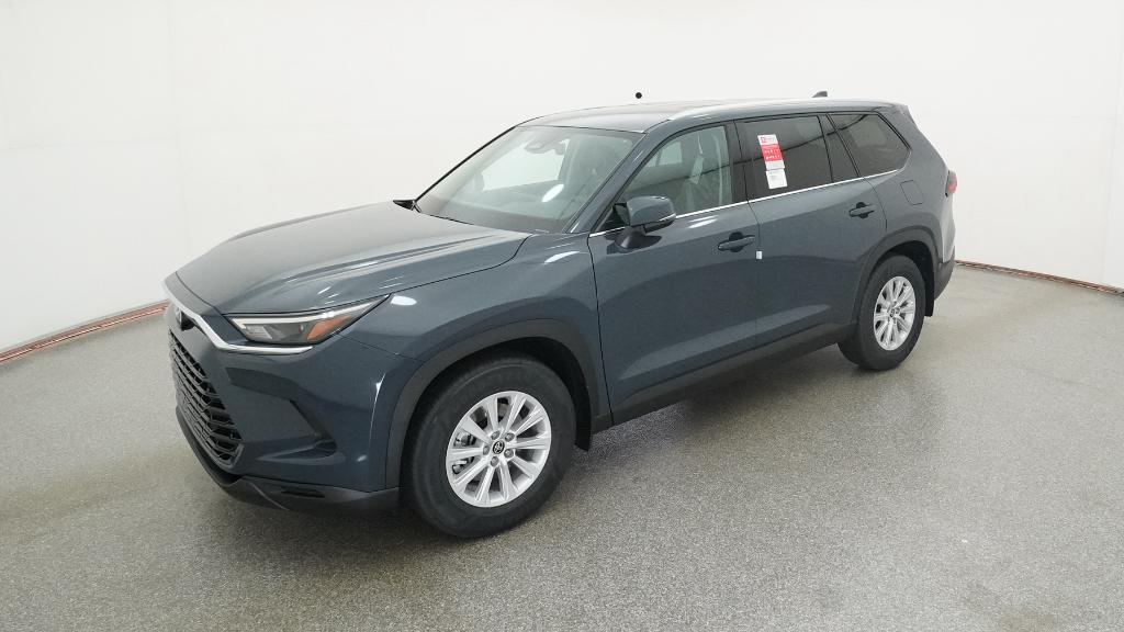 2026 Toyota Grand Highlander XLE's photo