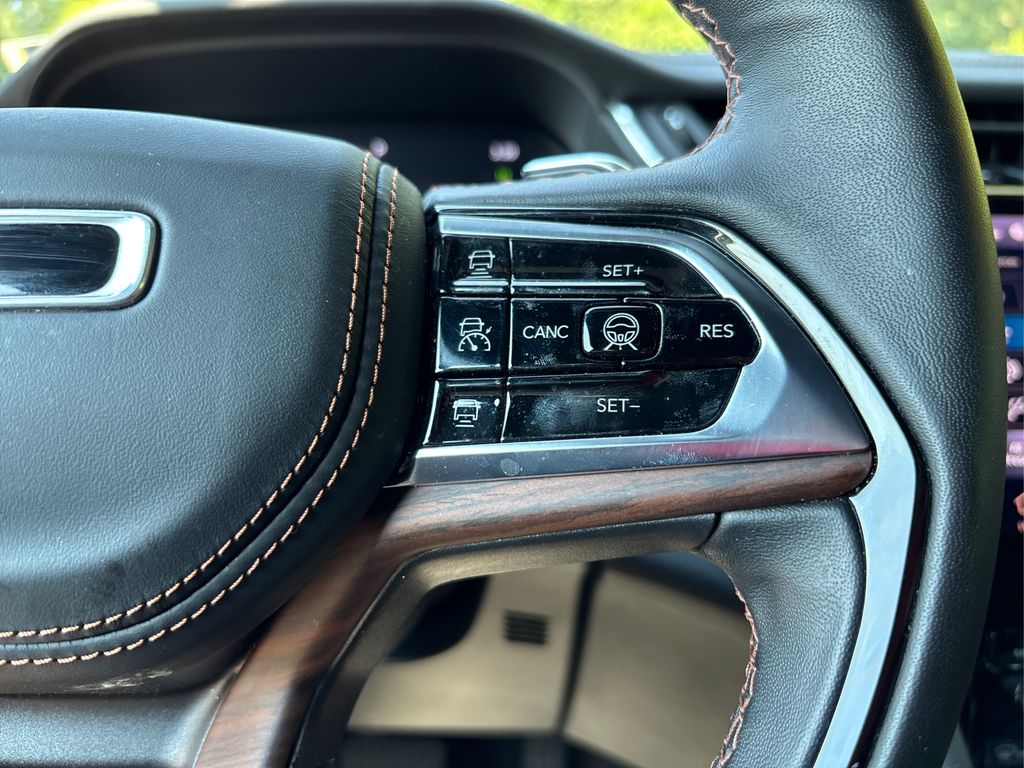 2022 Jeep Grand Cherokee Summit 4xe photo 24