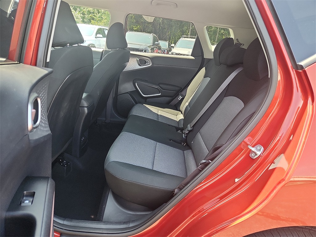 2024 Kia Soul S photo 10