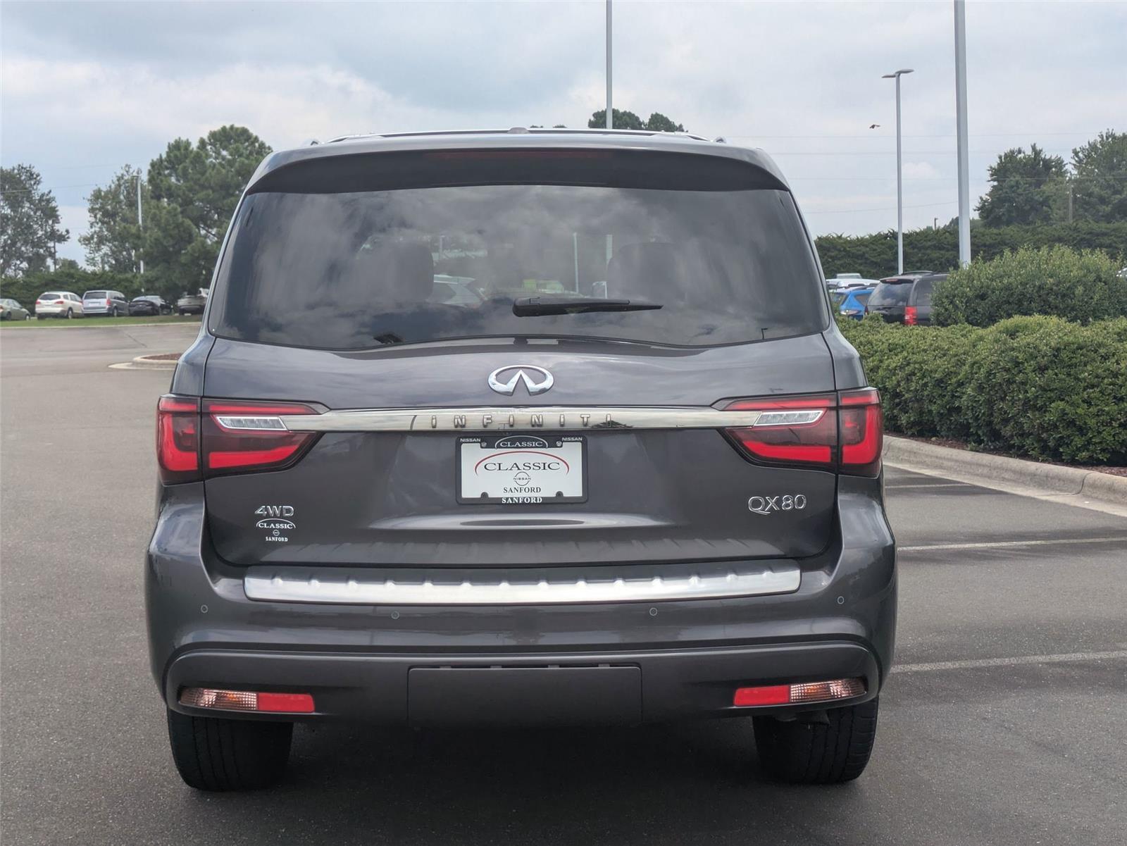 2024 Infiniti QX80 Premium Select photo 4