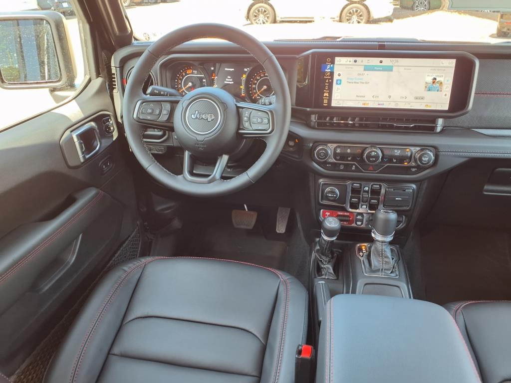 2025 Jeep Wrangler Rubicon photo 25