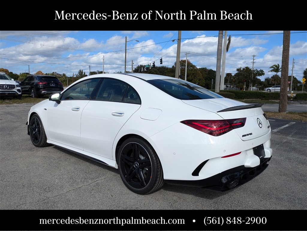 2025 Mercedes Benz CLA 35 AMG 4MATIC photo 4