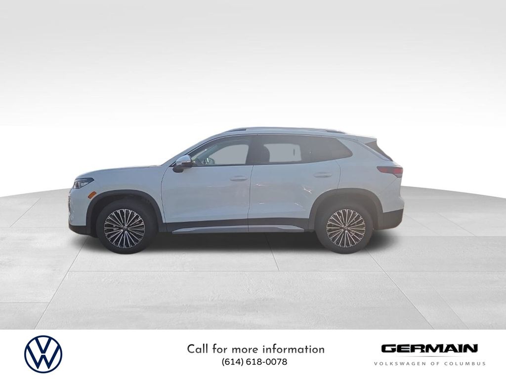 2025 Volkswagen Tiguan S photo 3