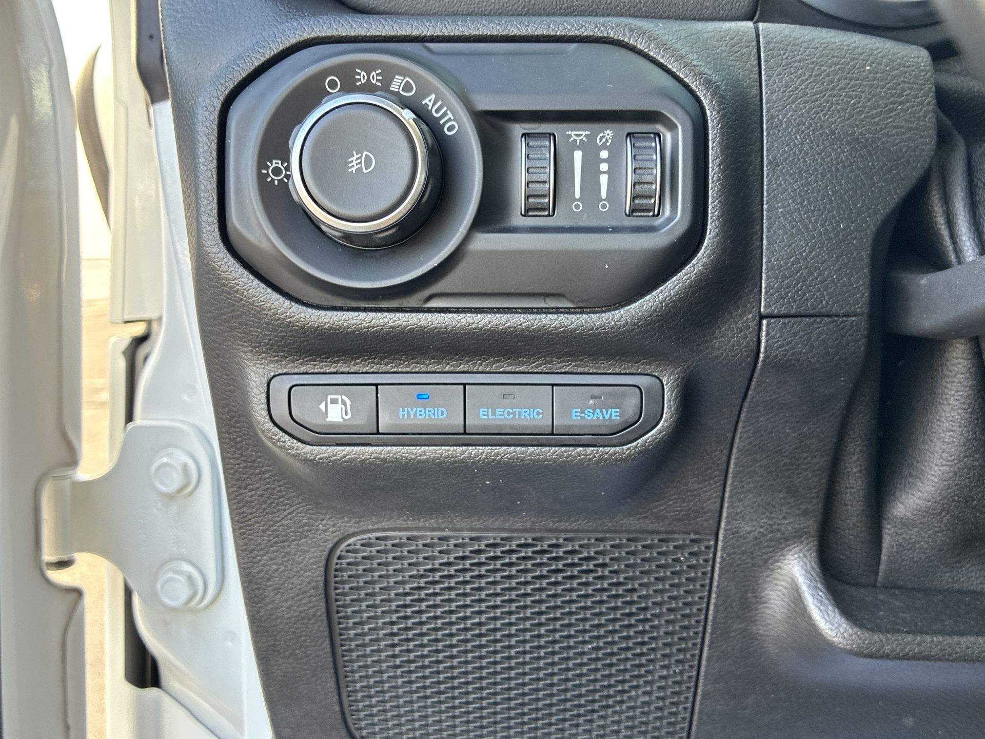 2021 Jeep Wrangler 4xe Unlimited Sahara High Altitude photo 18