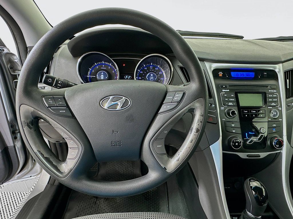 2011 Hyundai Sonata GLS photo 10