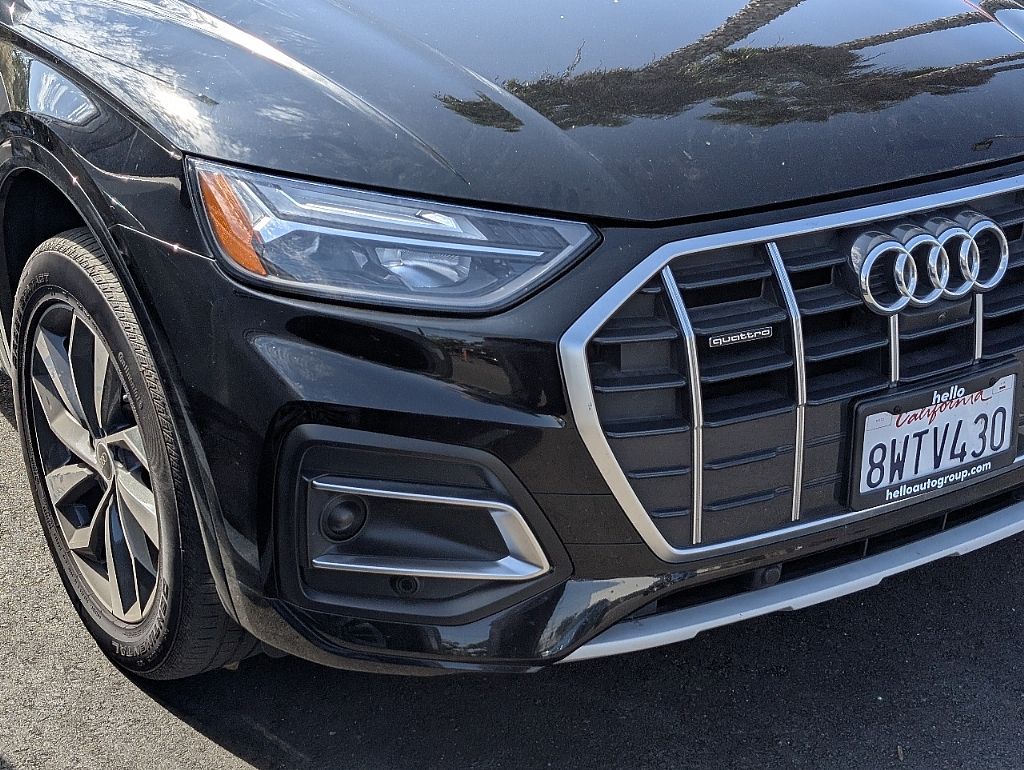 2021 Audi Q5 45 Premium Plus photo 2