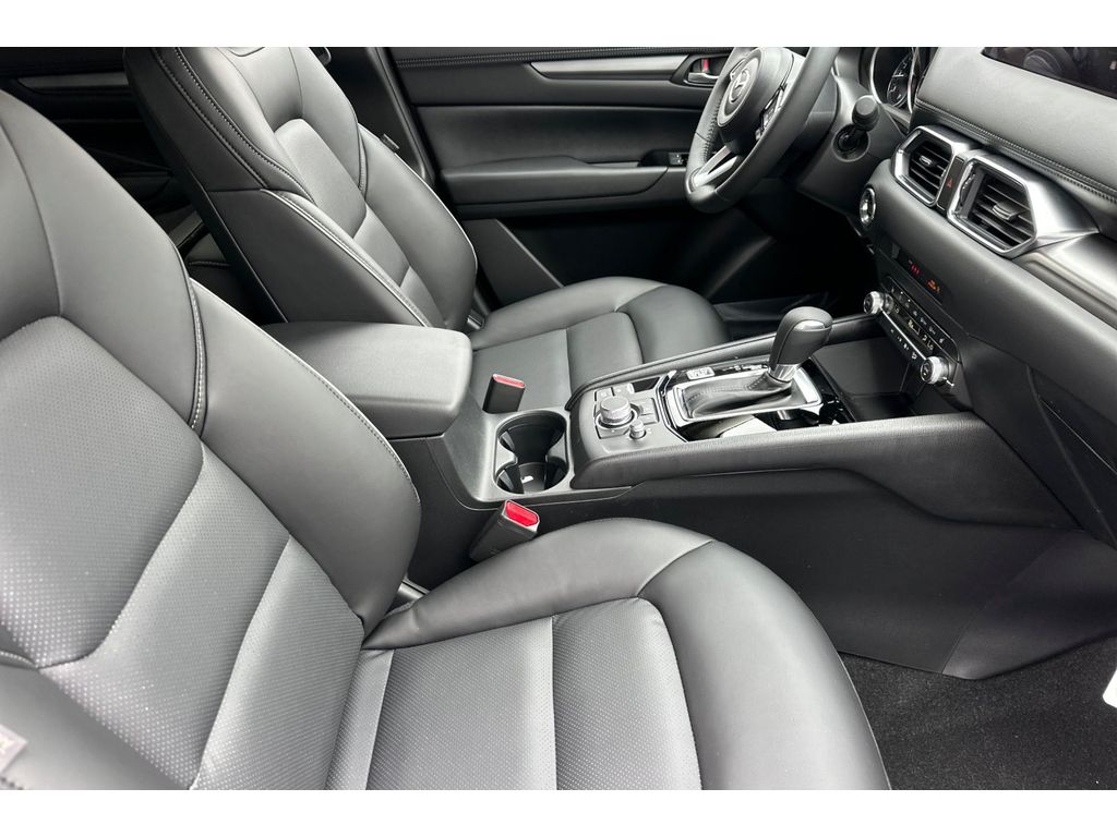 2025 Mazda CX-5 2.5 Select photo 15