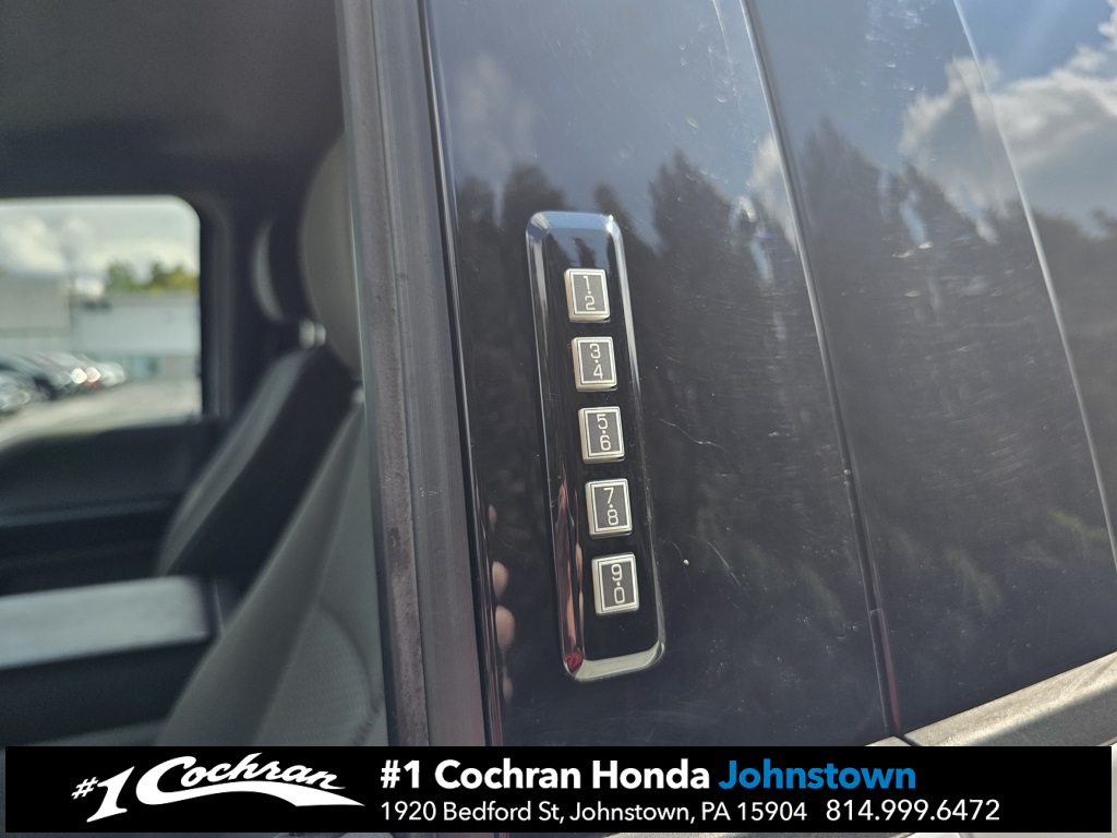 2022 Ford F-250 photo 12
