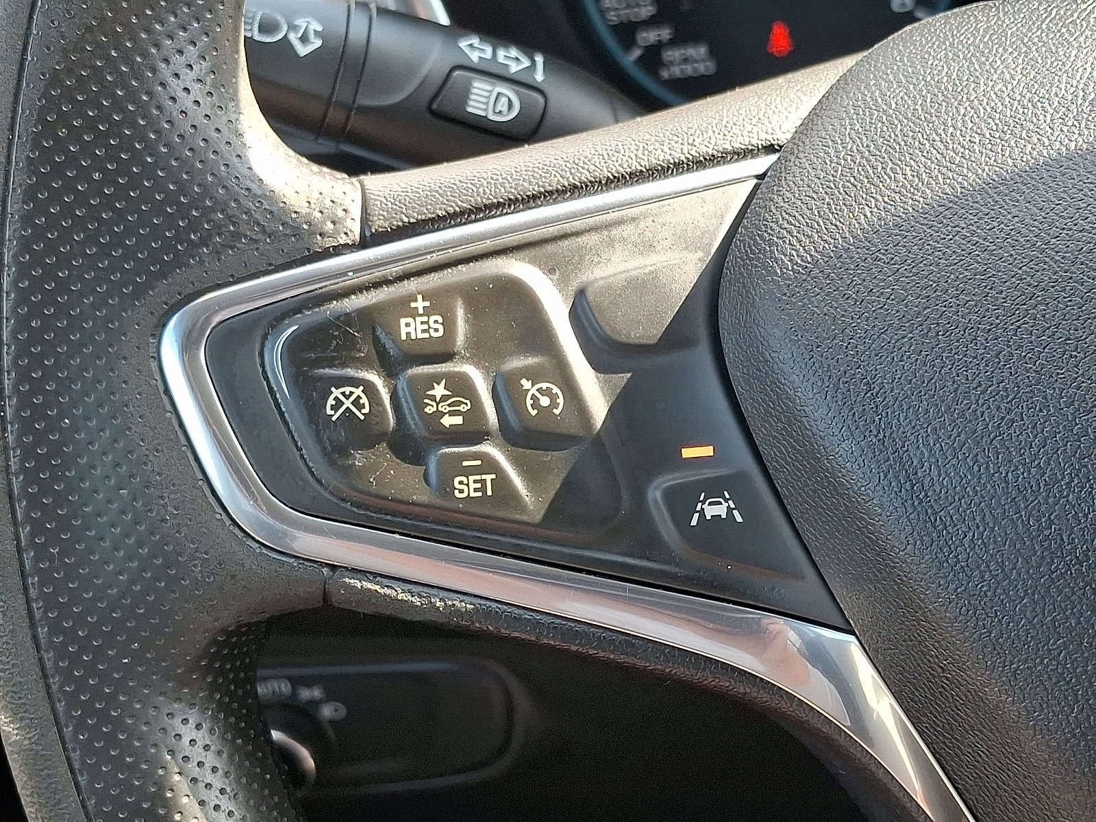2020 Chevrolet Equinox LS photo 20
