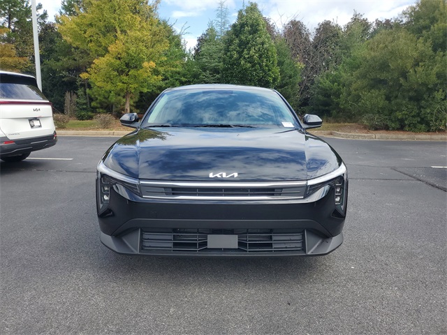 2025 Kia K4 LXS photo 2