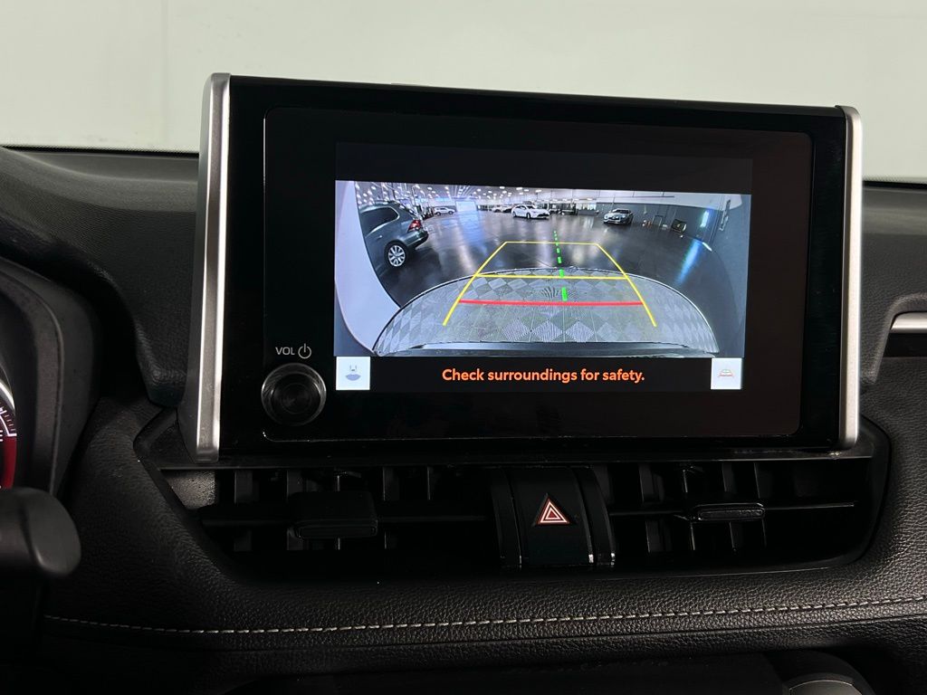 2024 Toyota RAV4 LE photo 12