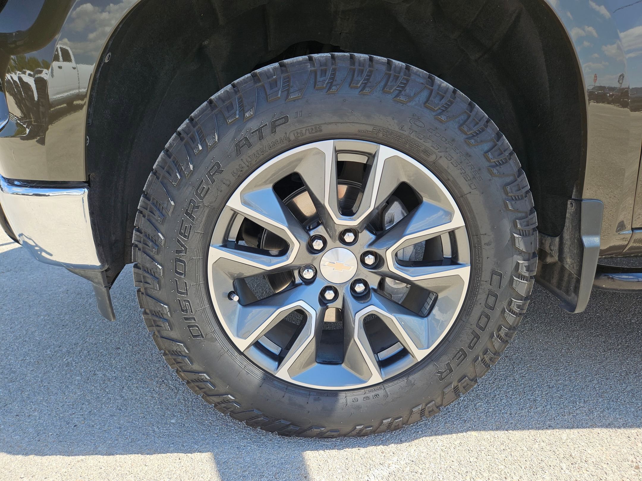 2023 Chevrolet Silverado 1500 LT photo 30