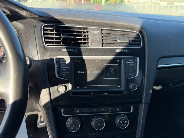 2016 Volkswagen Golf GTI Base SE Autobahn photo 17