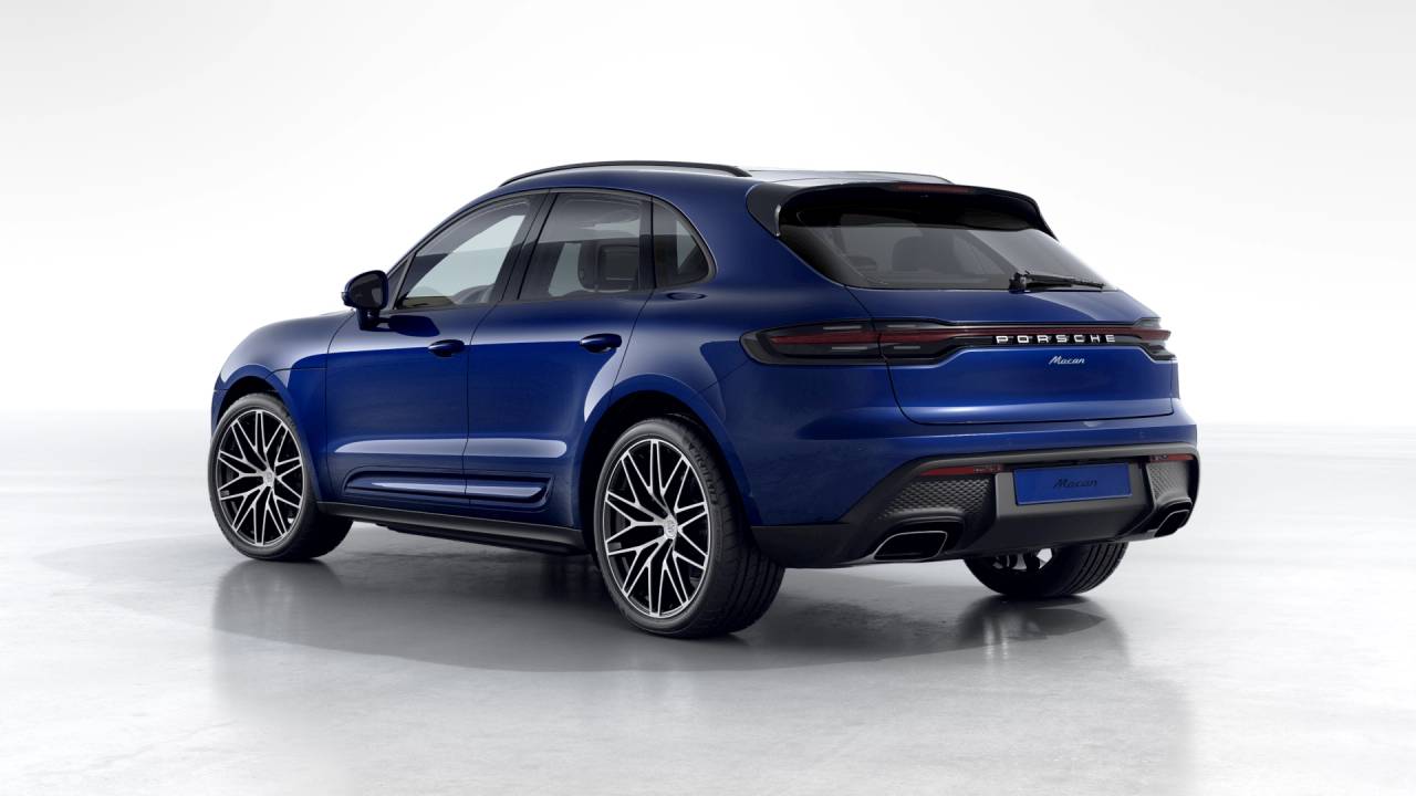 2026 Porsche Macan T photo 3