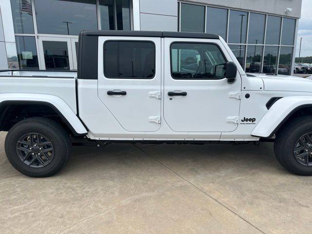 2025 Jeep Gladiator Sport S photo 7