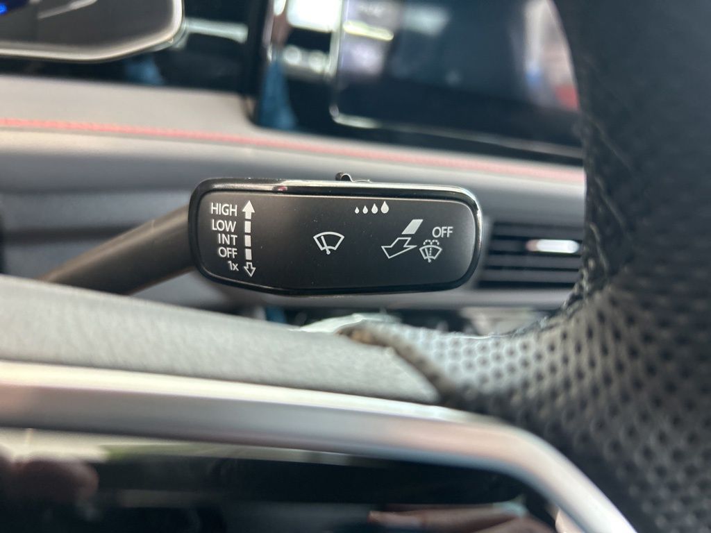 2025 Volkswagen Jetta GLI 2.0T Autobahn photo 22