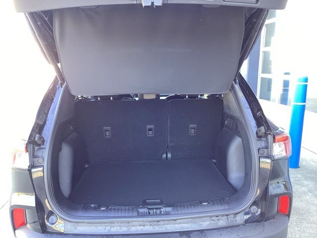 2022 Ford Escape SE photo 13