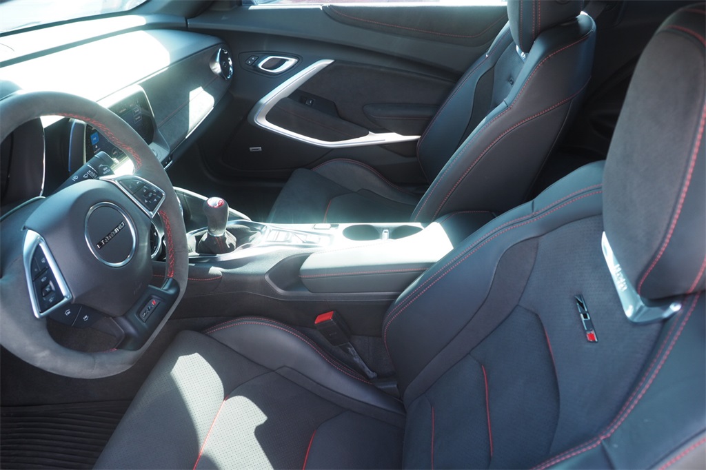 2022 Chevrolet Camaro ZL1 photo 8