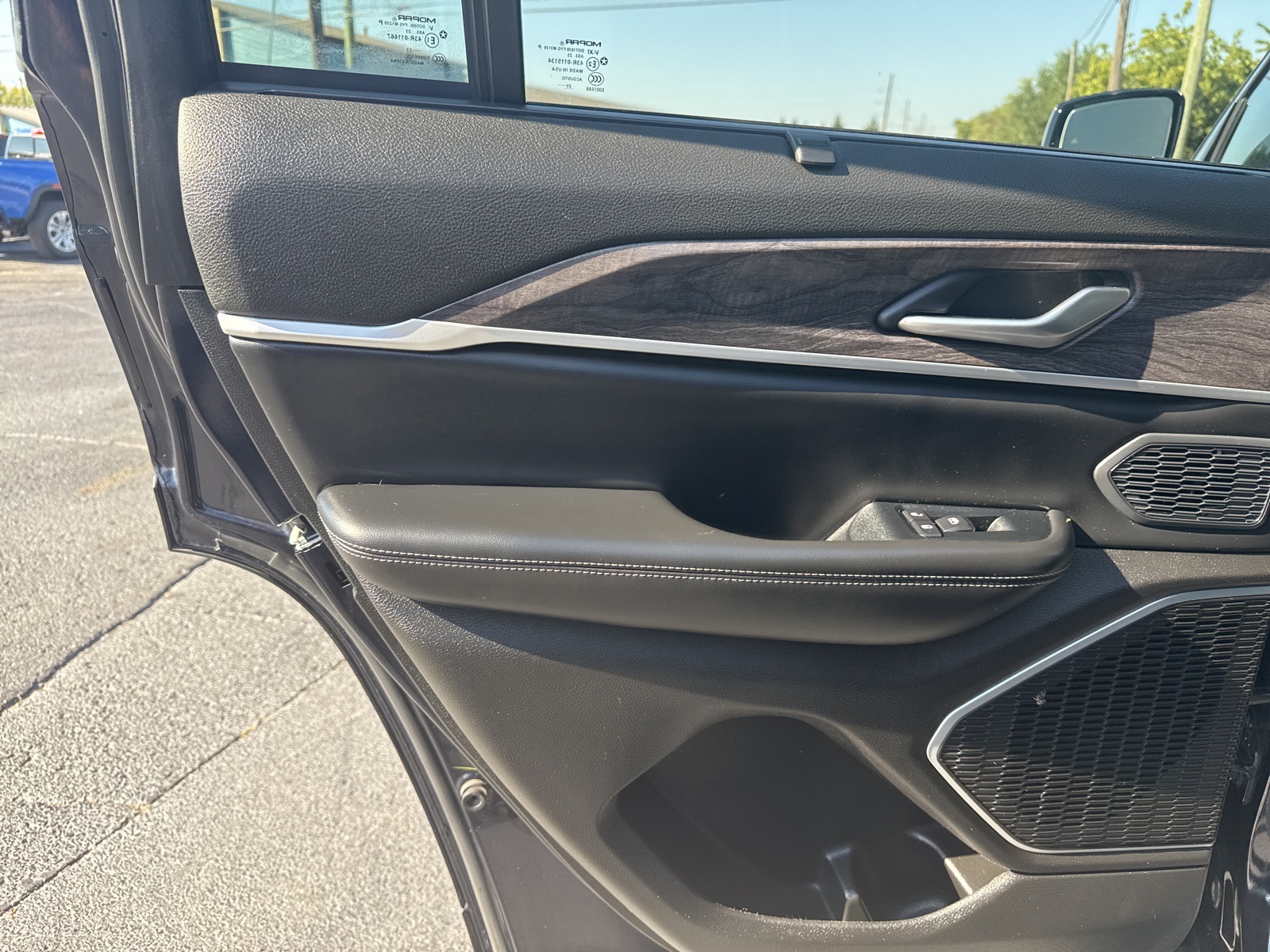 2023 Jeep Grand Cherokee Limited photo 15