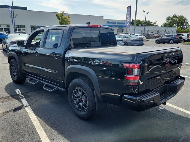 2023 Nissan Frontier PRO-4X photo 4