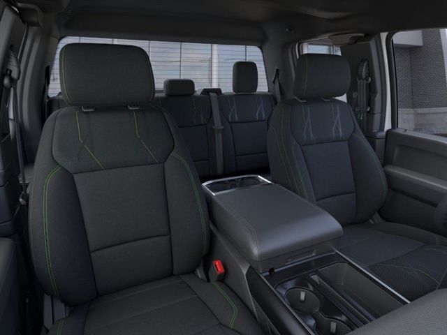 2025 FORD F-150 - Image 32