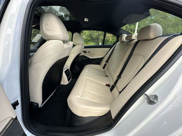 2025 Bmw 330i photo 24