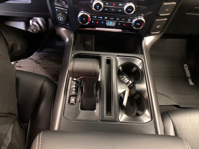 2025 Ford F-150 Lariat photo 19