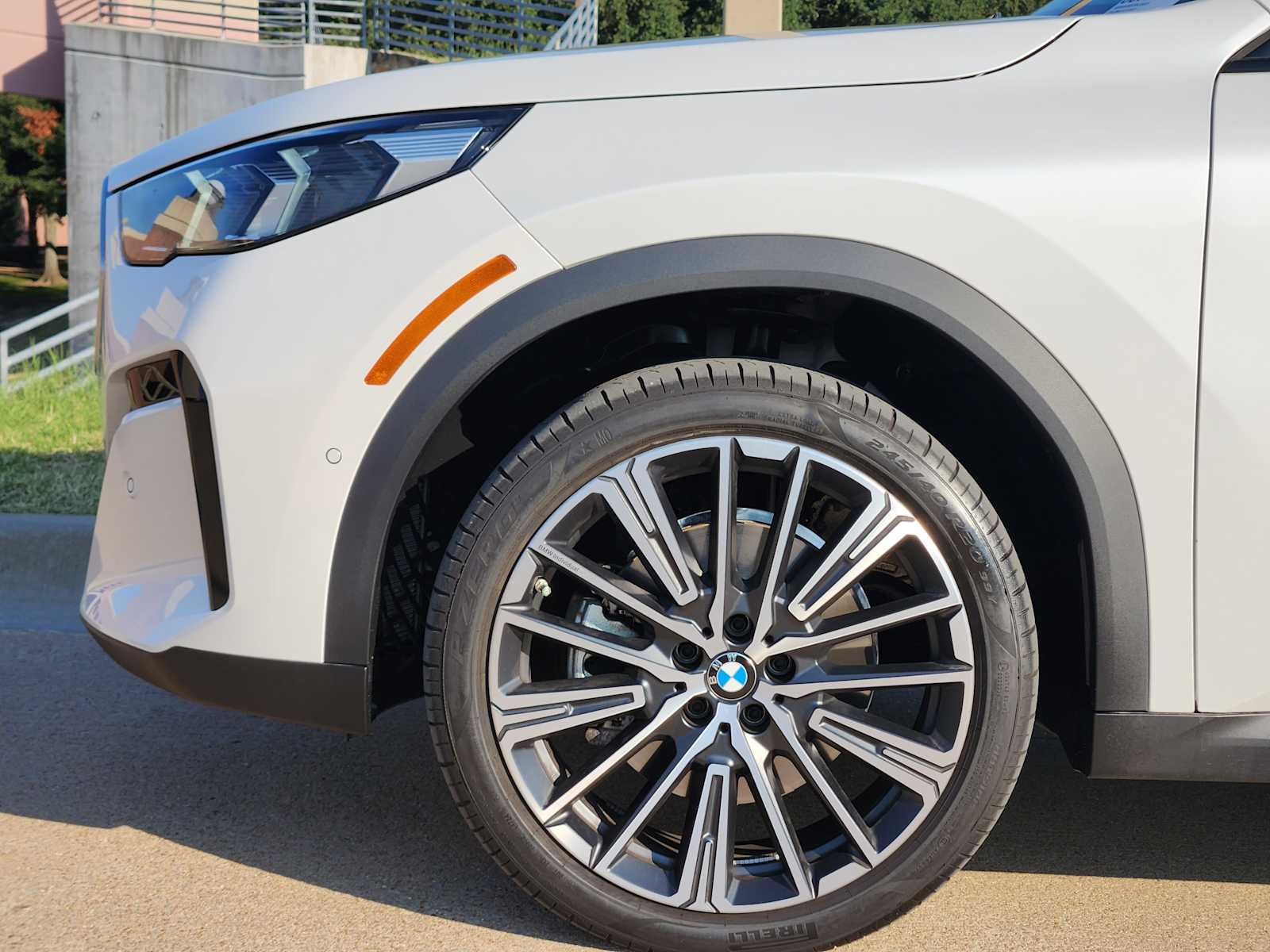 2025 Bmw X2 xDrive28i photo 2