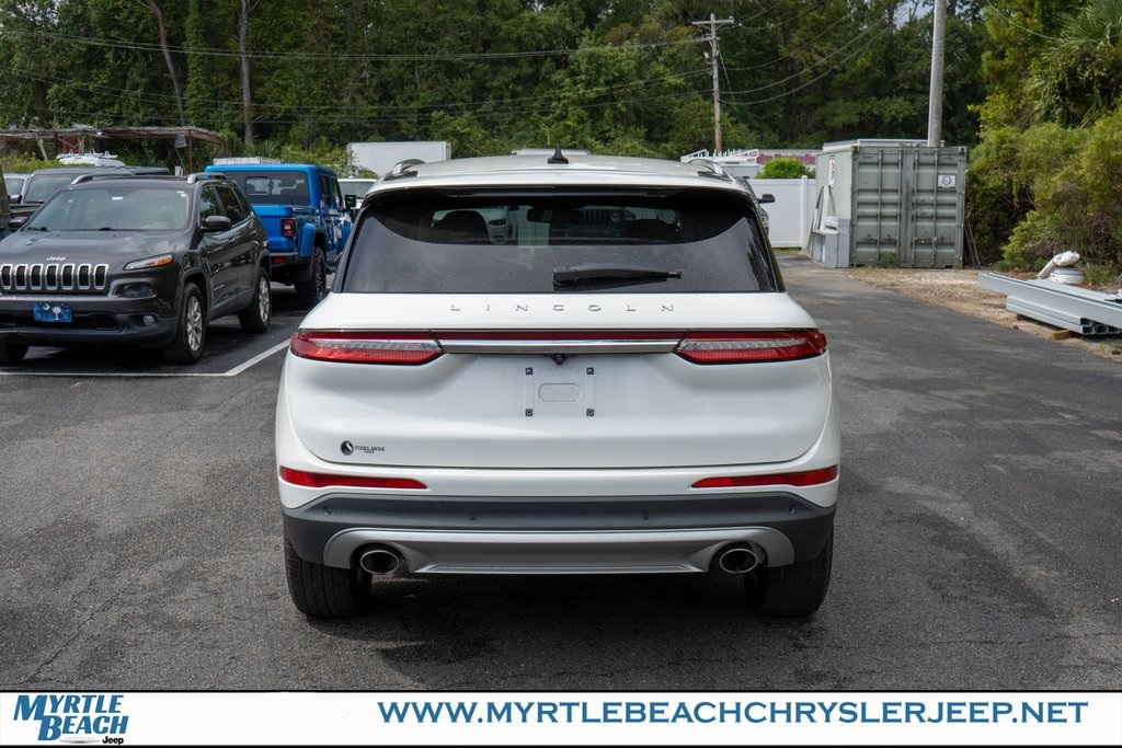2021 Lincoln Corsair Standard photo 4