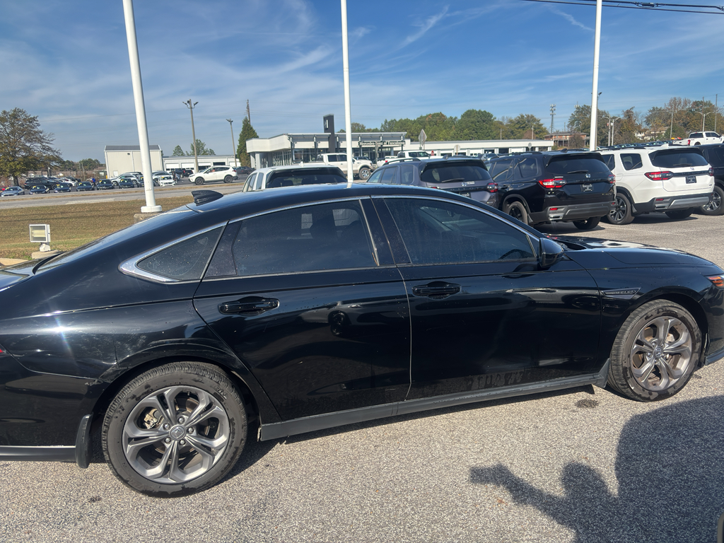 2023 Honda Accord EX photo 3