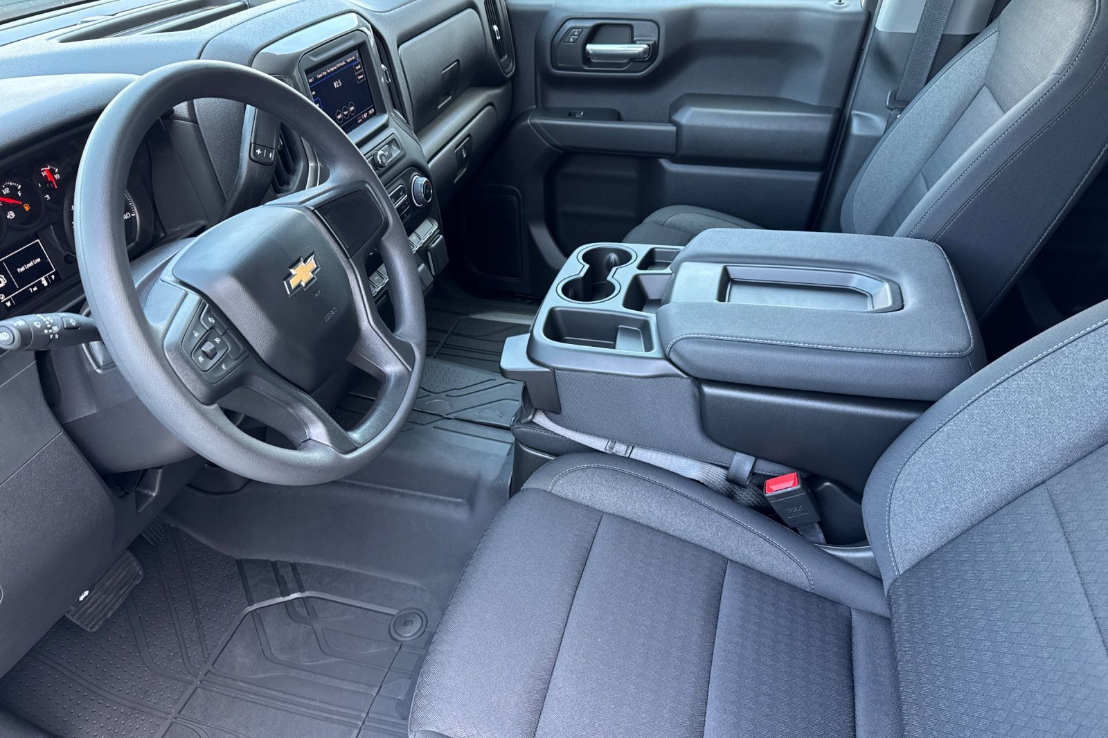 2025 Chevrolet Silverado 1500 Custom photo 10