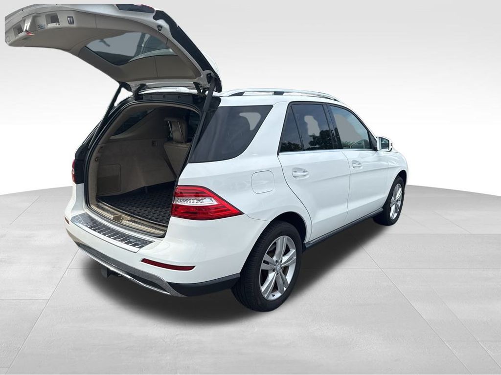 2014 Mercedes Benz ML 350 4MATIC photo 21