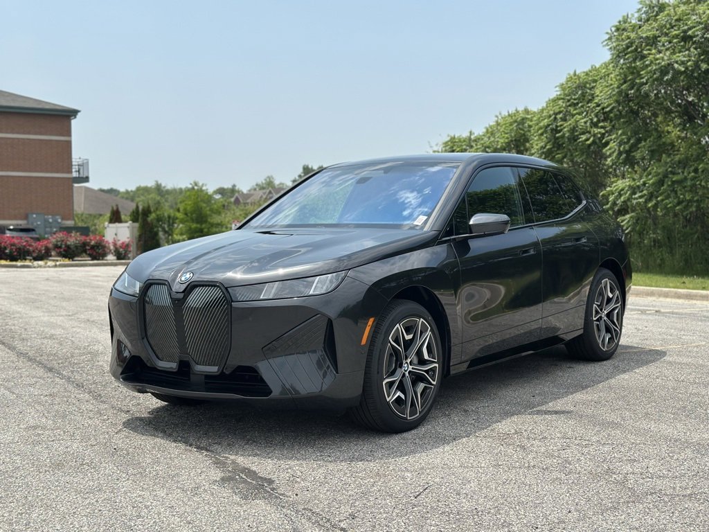 New 2026 Dark Graphite Metallic BMW xDrive45 image 3