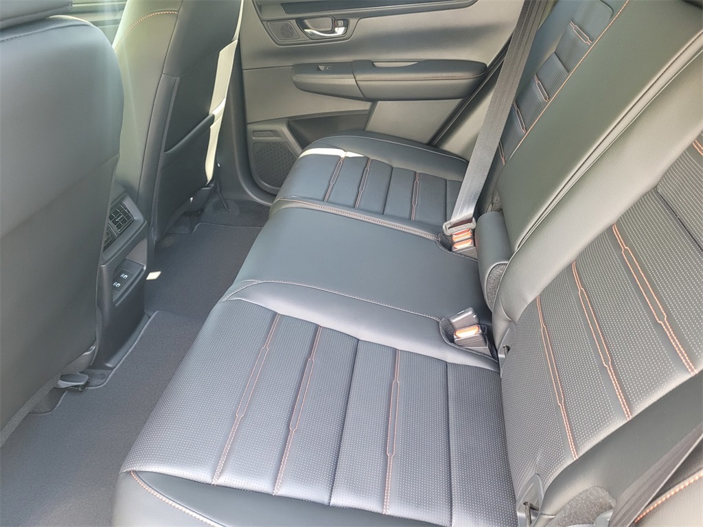 2026 Honda CR-V Hybrid Sport-L photo 4