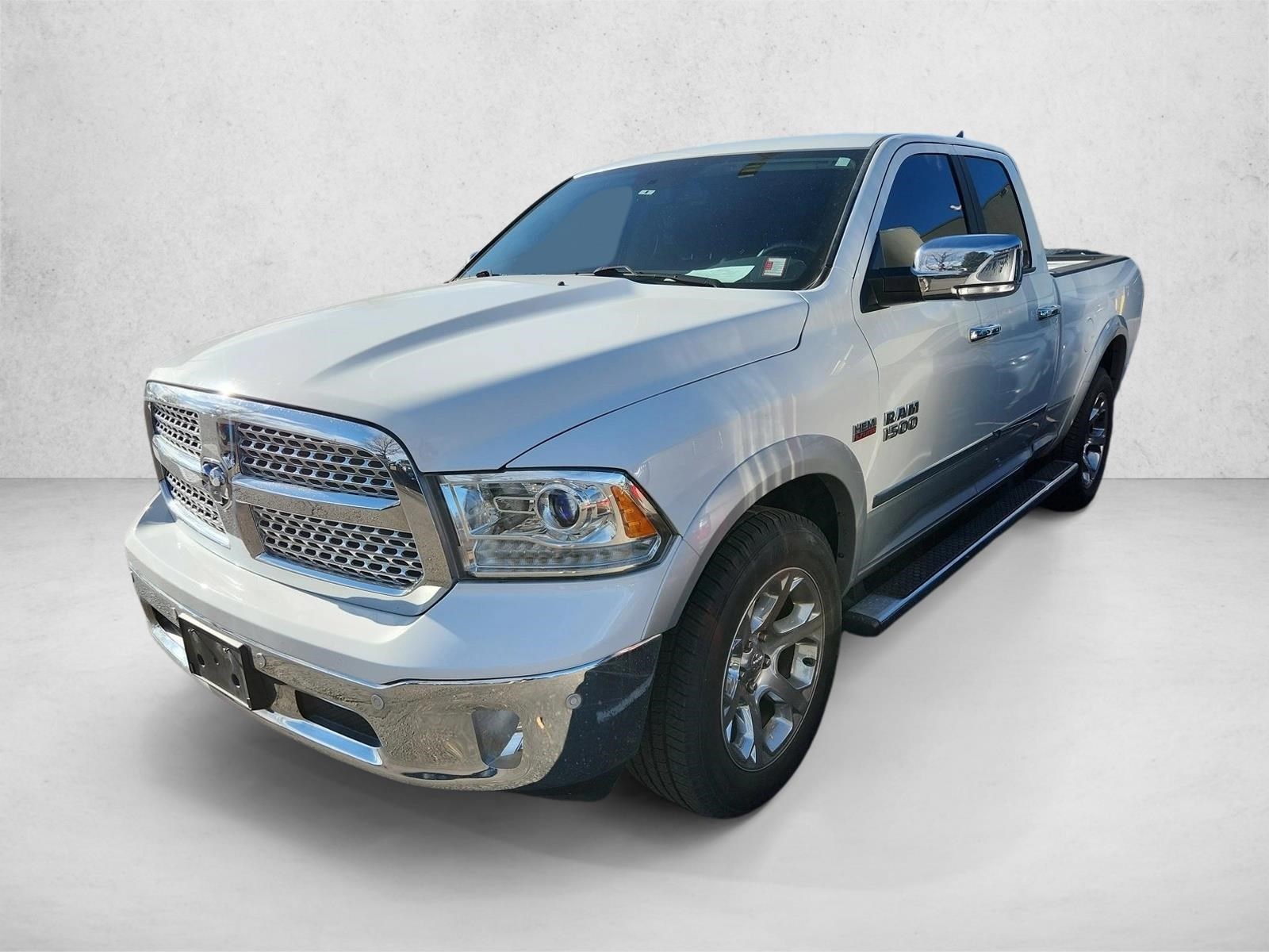 2017 RAM Ram 1500 Pickup Laramie's photo