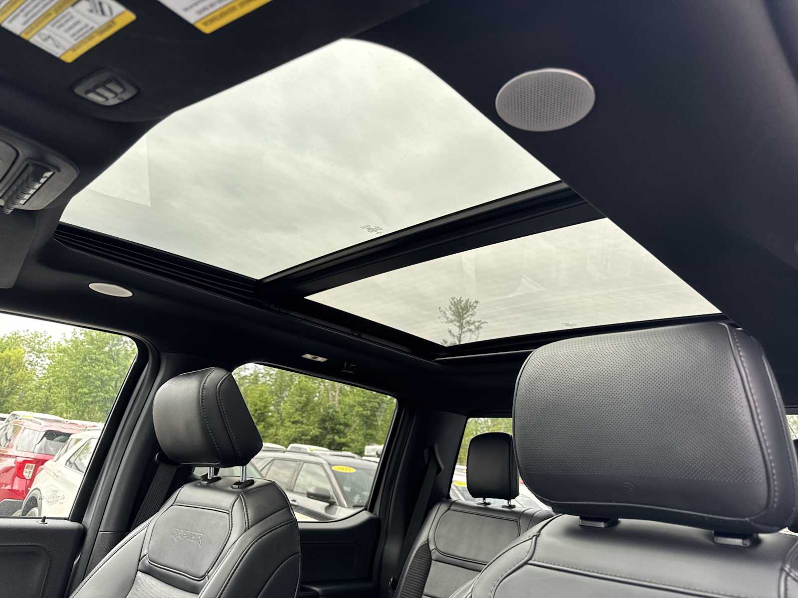 2023 Ford F-150 Raptor photo 43