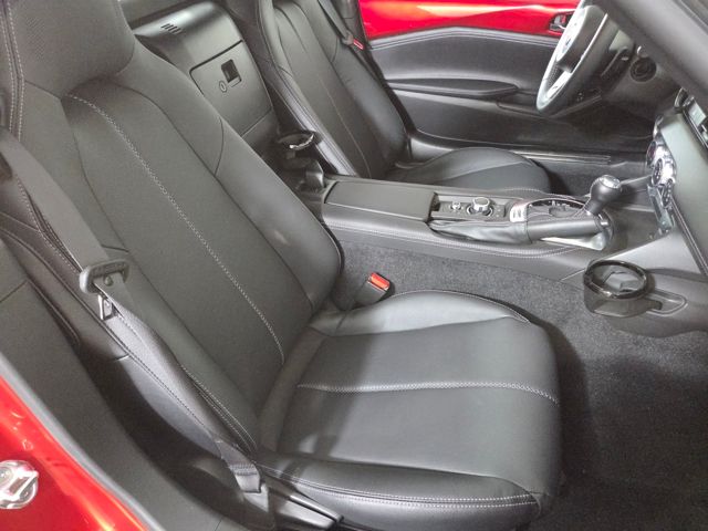 2024 Mazda MX-5 Miata Miata RF Grand Touring photo 24