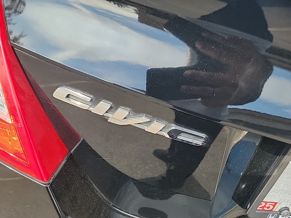 2013 Honda Civic EX-L photo 3
