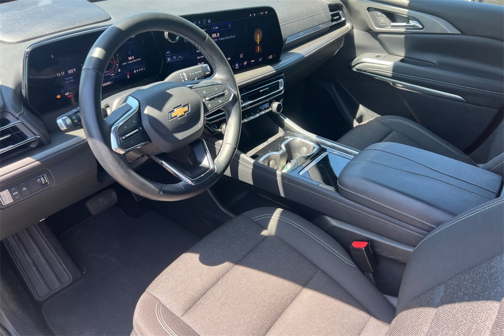 2024 Chevrolet Traverse photo 4