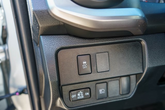 2023 Toyota Tacoma SR5 photo 15