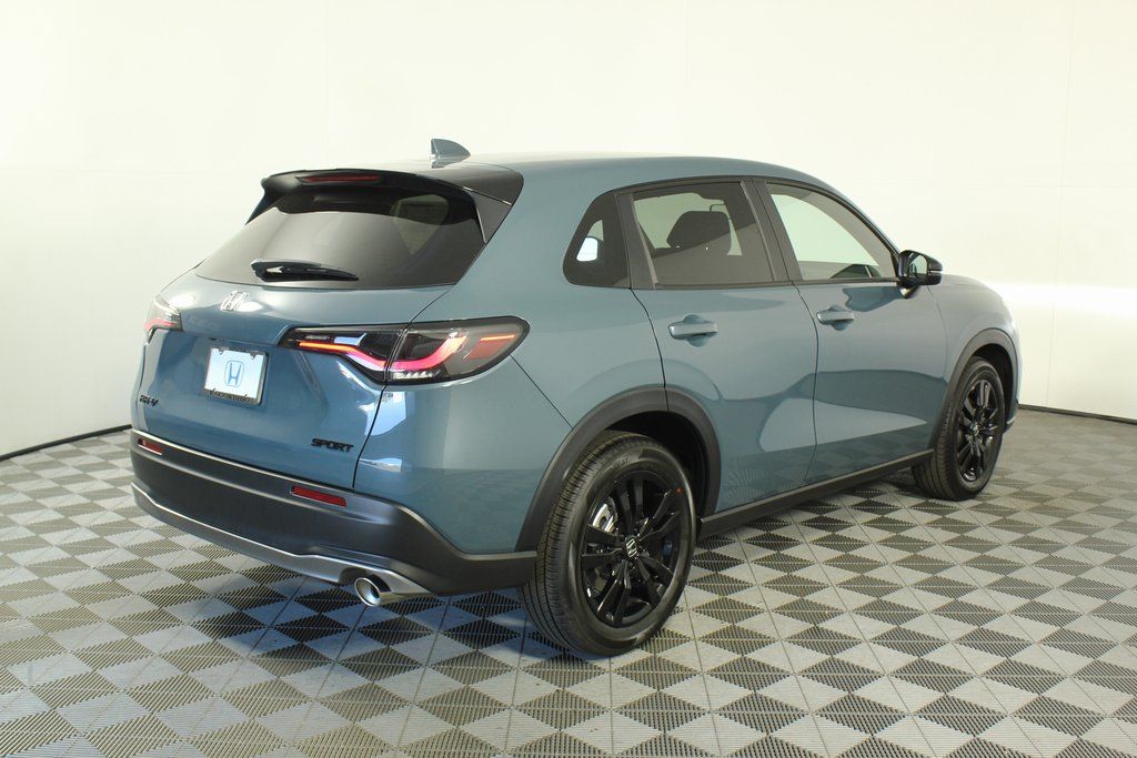 2026 Honda HR-V Sport photo 2