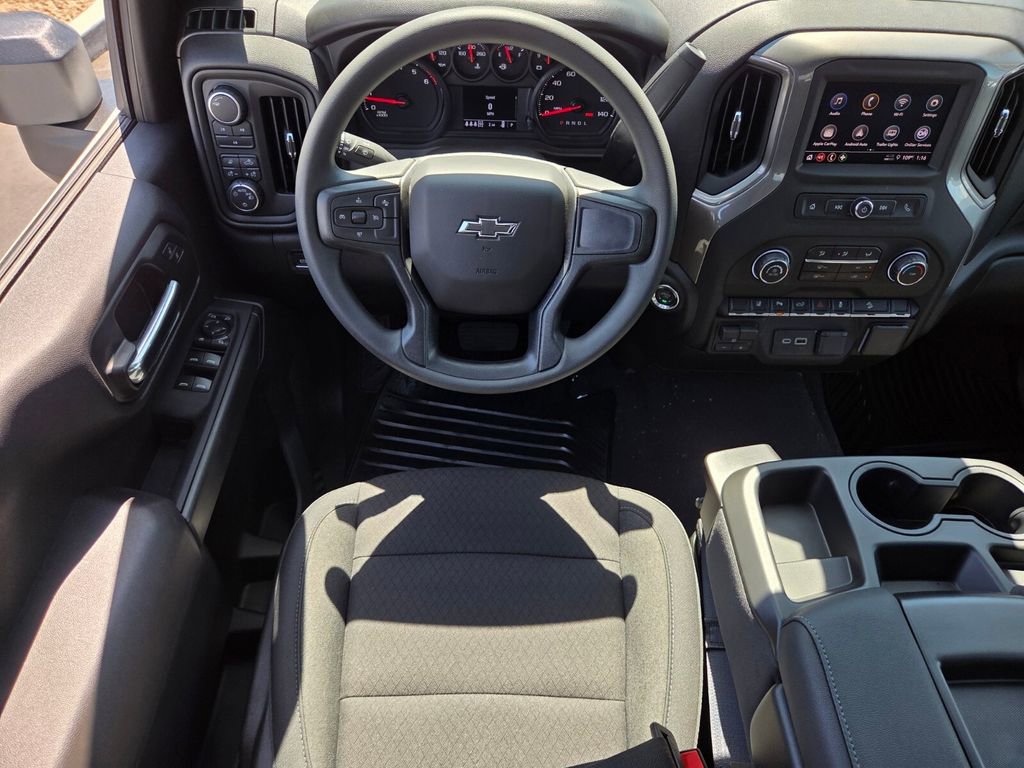 2025 Chevrolet Silverado 2500HD Custom photo 7